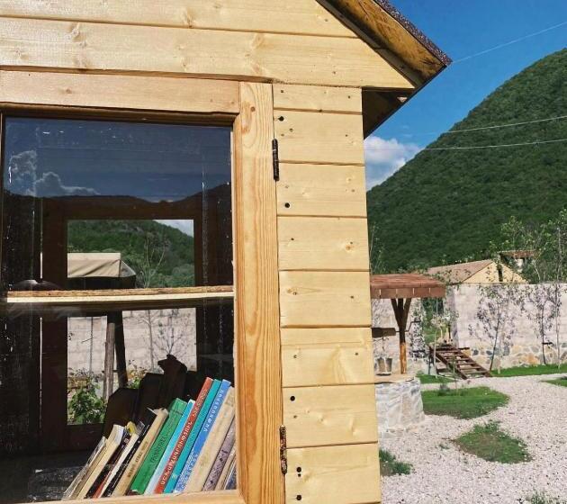 פנסיון Hovek Guest House