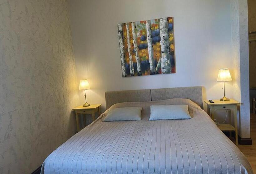 پانسیون Sunrise Beach Villa