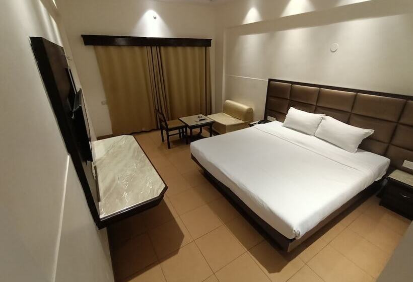 Royal Garden Resort