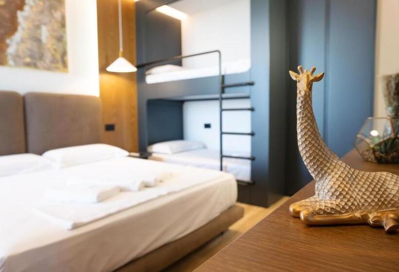 هتل Azure Sea View Apartment S