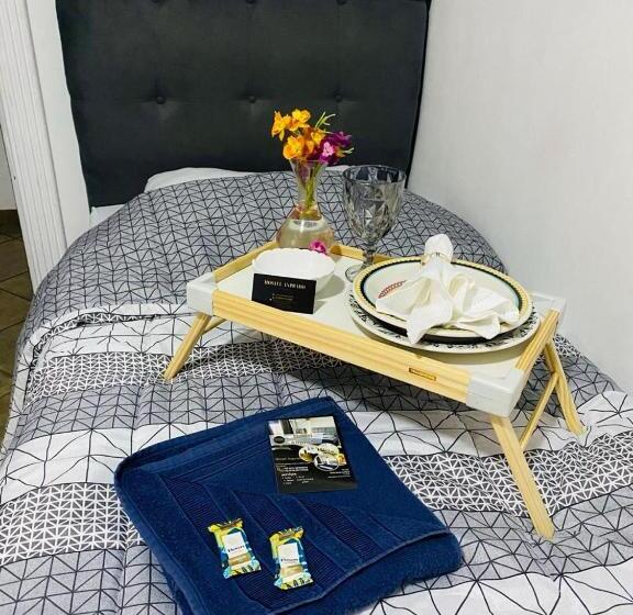 فندق Hostel Anprado 5