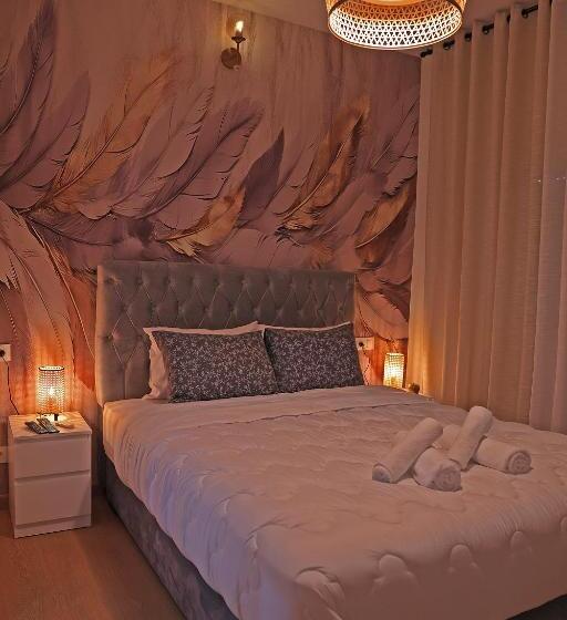 هتل La Casa Blanca