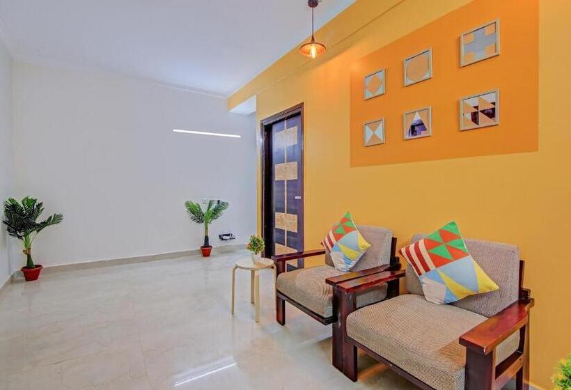 Hotel O Kd Plaza Saket Residency Near Saket Metro Station