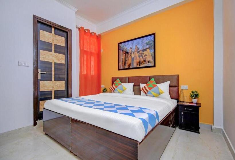 Hotel O Kd Plaza Saket Residency Near Saket Metro Station
