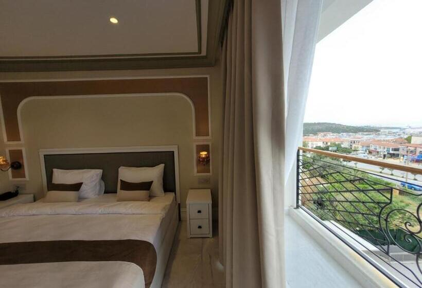 Mono Life Hotel çeşme