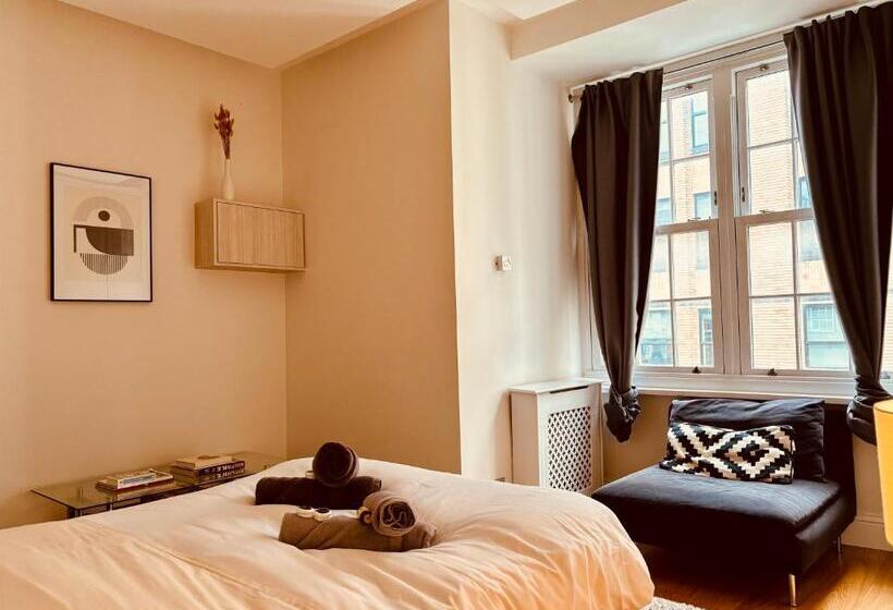 بنسيون Robert House