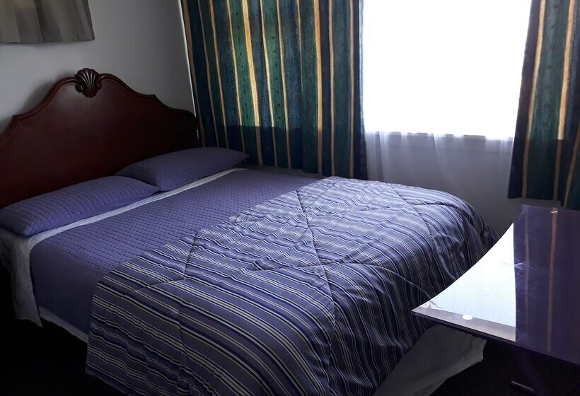 تختخواب و صبحانه Airport Silver Fern Accommodation