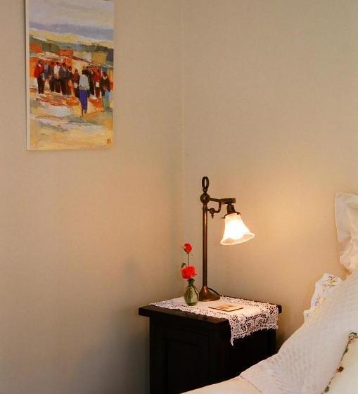 تختخواب و صبحانه Anglesea Inn