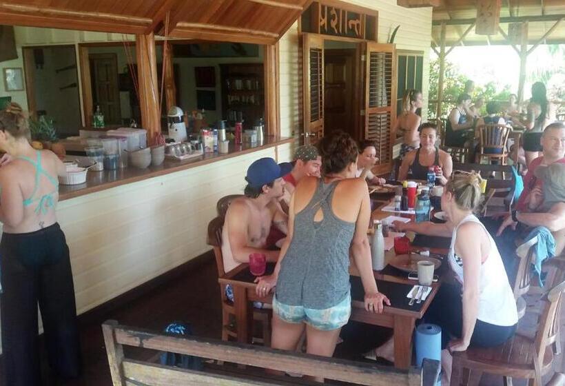 צימר Bluff Beach Retreat