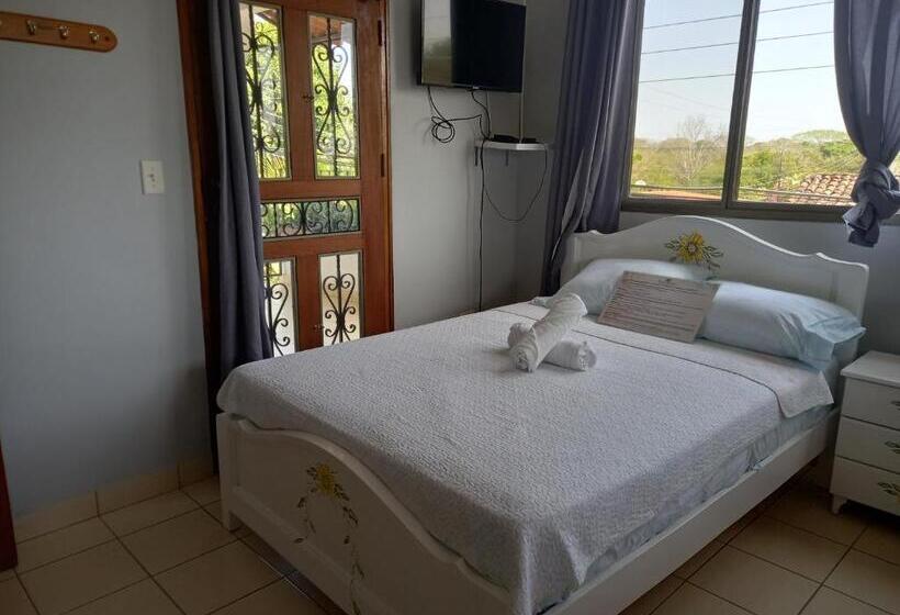 Hostel Kimmell / Hostal Familiar La Casita De Los Kimmell