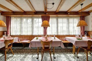 هتل Hôtel Du Chasseur