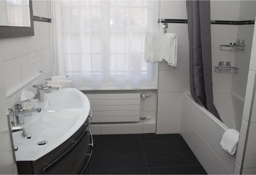 בית מלון כפרי Hôtel Du Chasseur