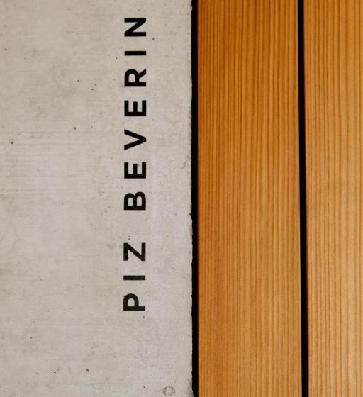 ホテル Pension Laresch