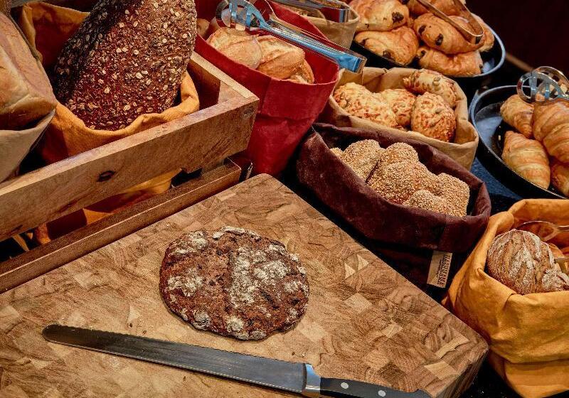 25hours Hotel Paper Island