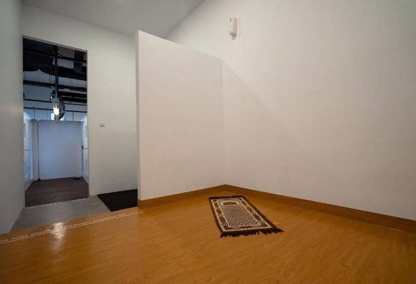 هتل Bobopod Kota Tua Jakarta