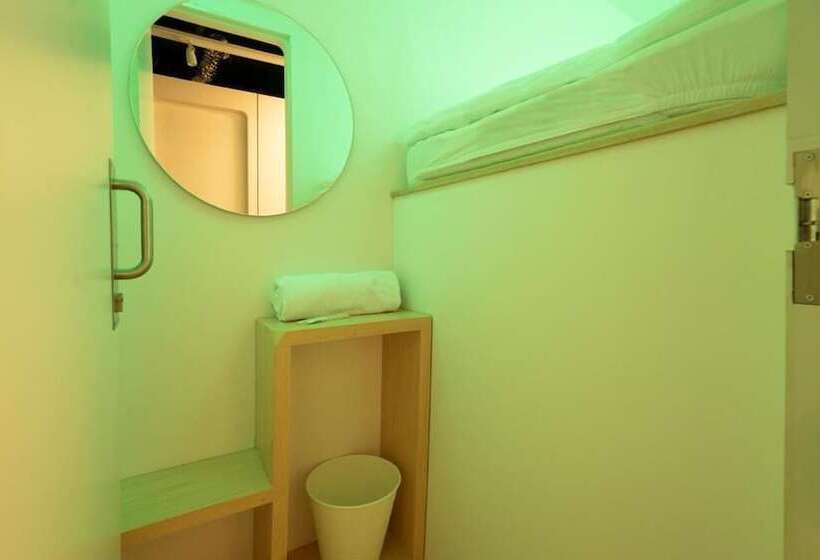 هتل Bobopod Kota Tua Jakarta