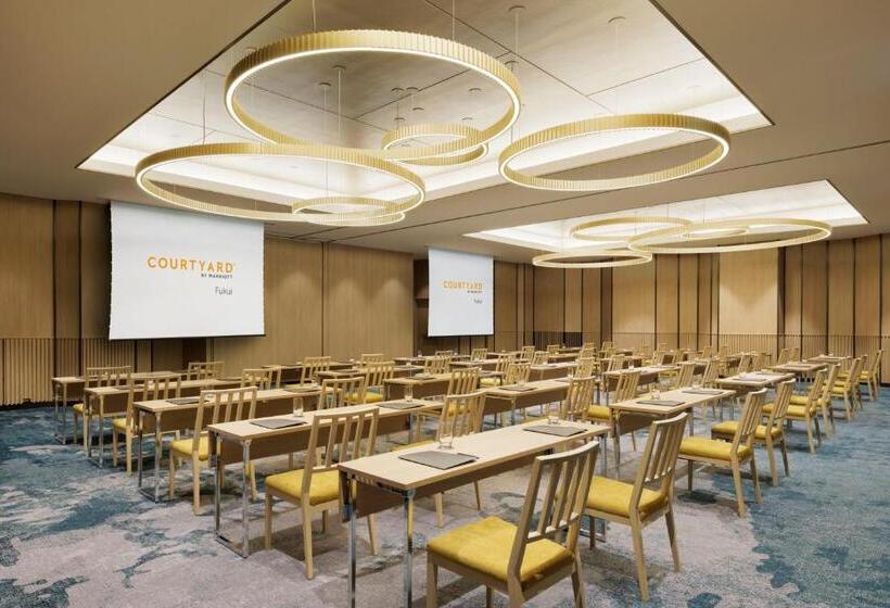 هتل Courtyard By Marriott Fukui