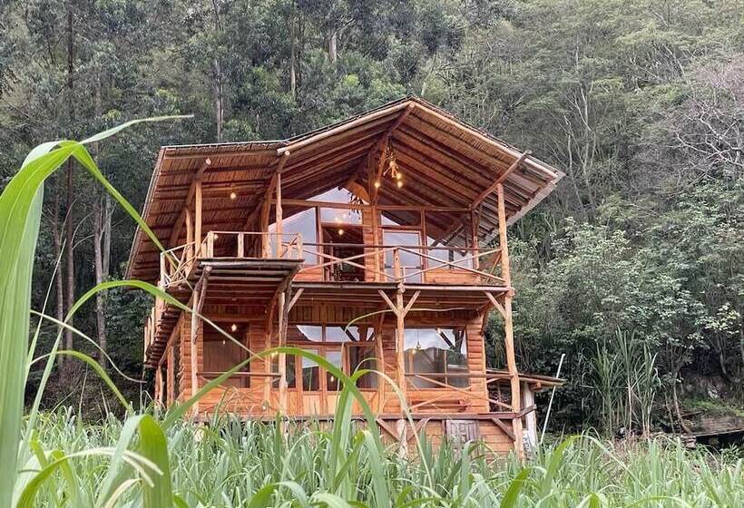 هتل روستایی Eco Finca Hostal Santorum