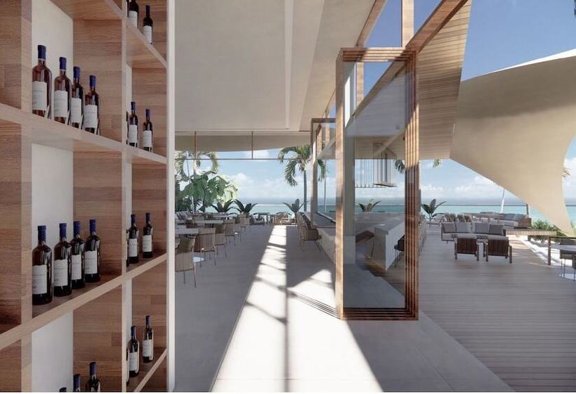 هتل Silversands Beach House Grenada