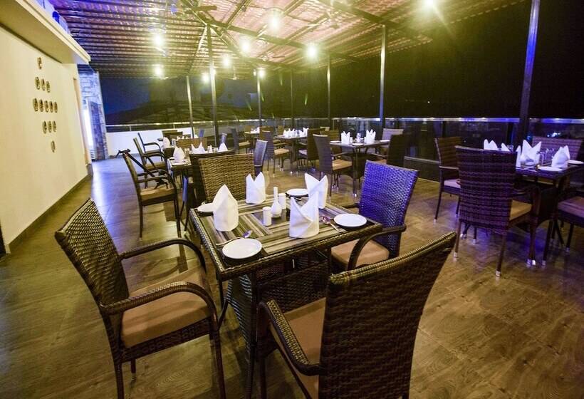 호텔 Span Suites And Villas