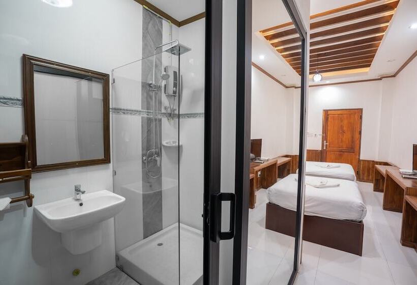 Luangsay Inn