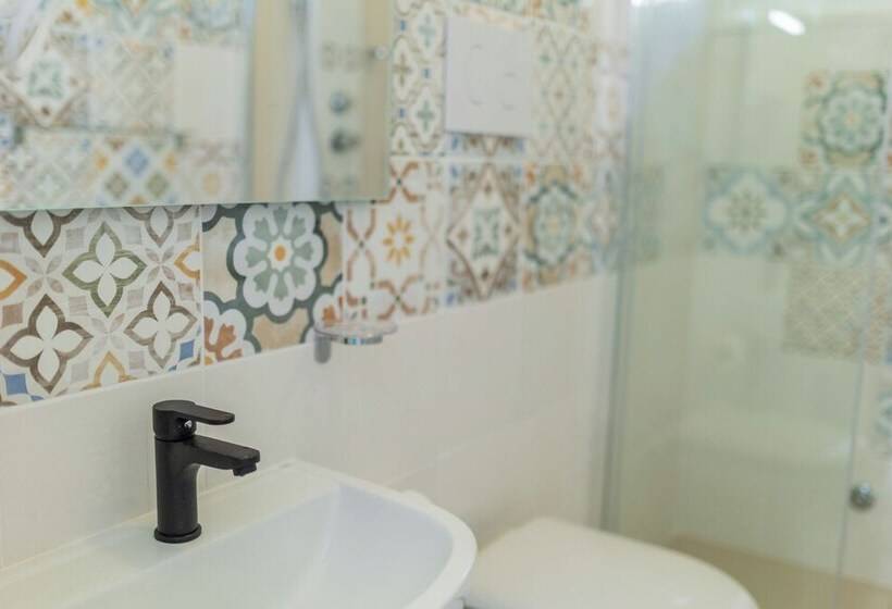 پانسیون Holiday Eolie Village