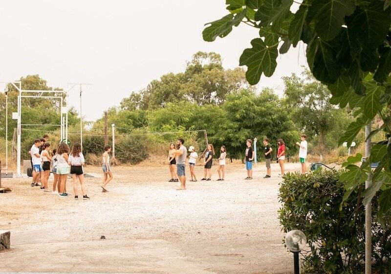 پانسیون Holiday Eolie Village