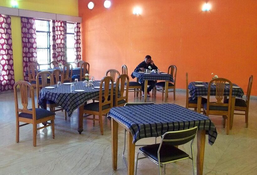 Rahi Motel