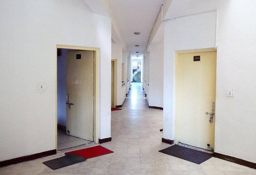 Rahi Motel