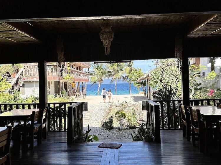 住宿加早餐  Bamboo House Beach Lodge & Restaurant