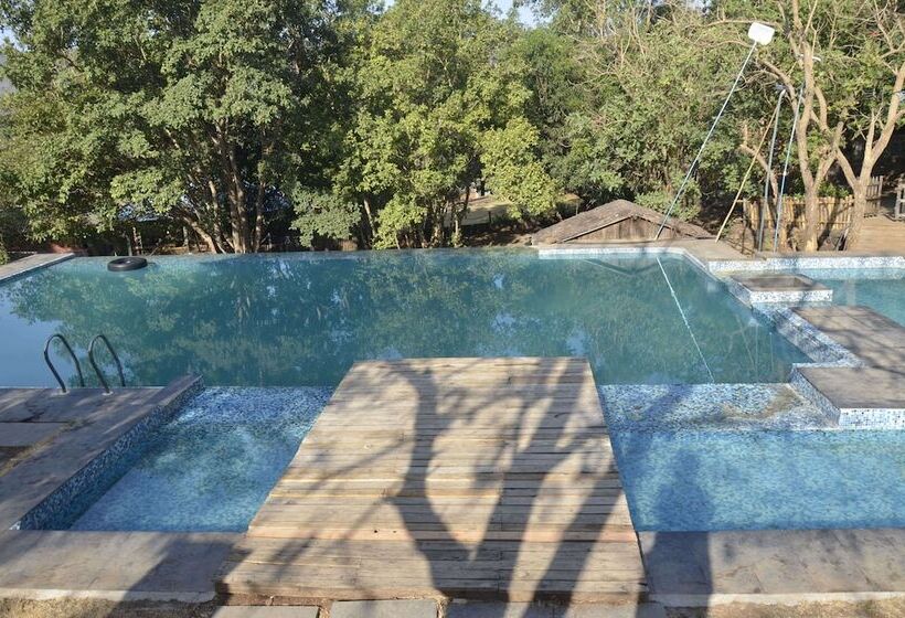 فندق Avanti Kalagram