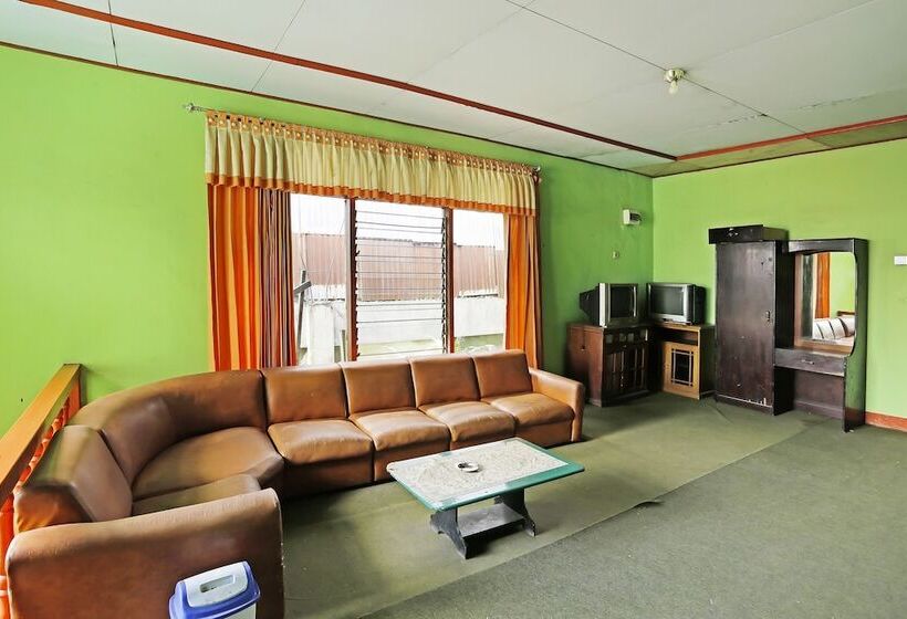 هتل Bone Indah By Oyo Rooms