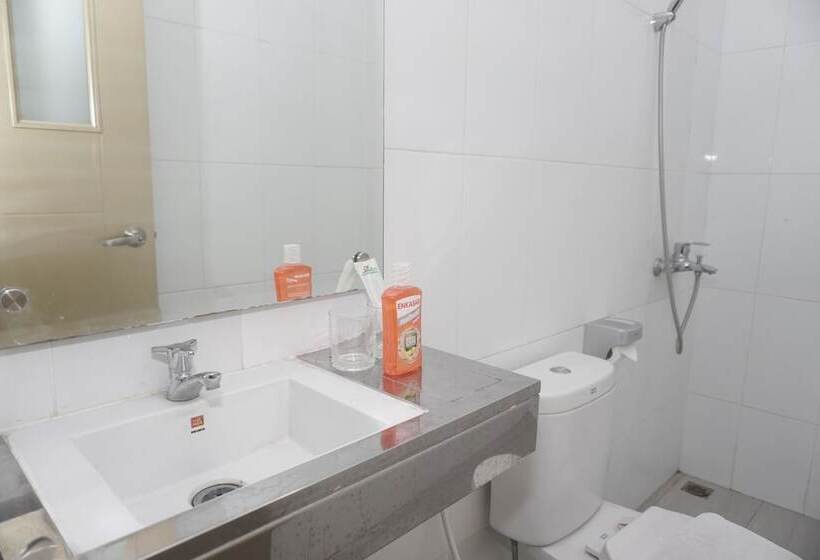 Cahaya 3 Hotel Near Juanda Airport