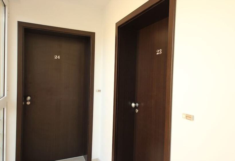 هتل Menada Belle View Apartments