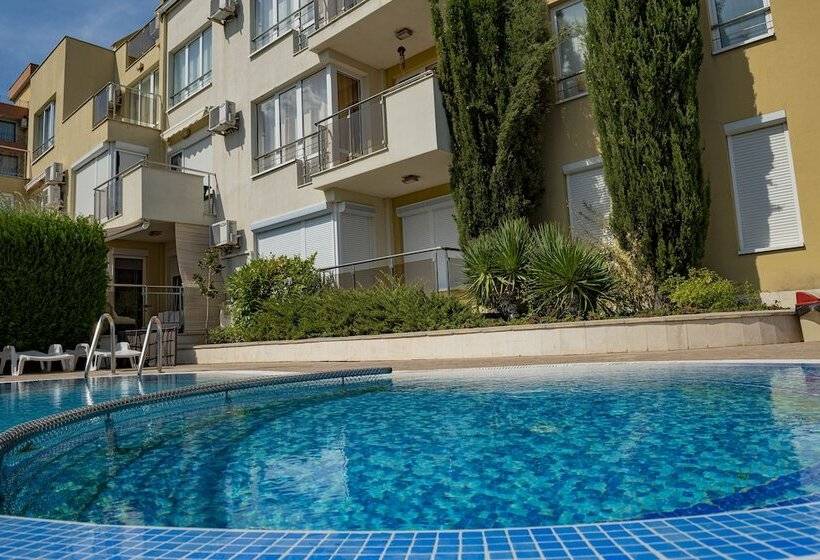 هتل Menada Belle View Apartments
