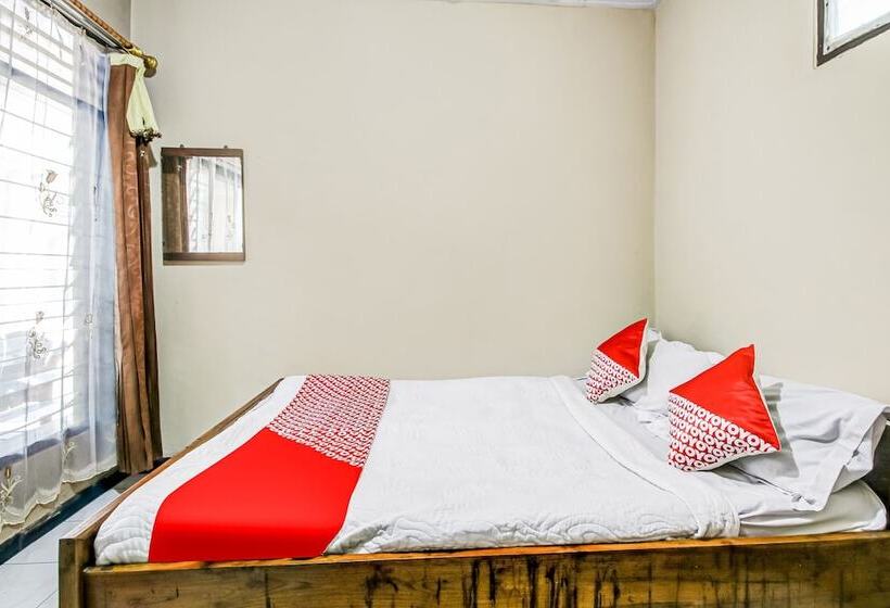 هتل Oyo 91053 Desa Wisata Gilimanuk