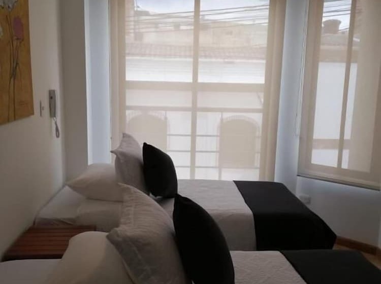 هتل Posada Santa Elena