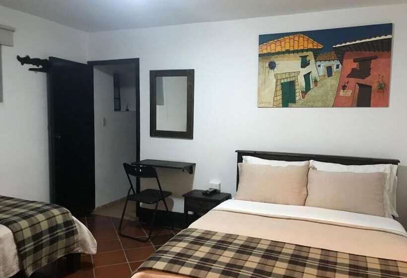 هتل Posada Santa Elena