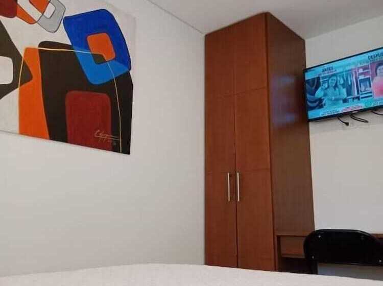 هتل Posada Santa Elena