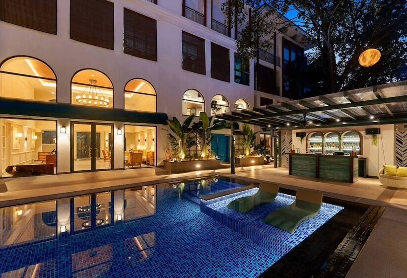 هتل The Astor Goa