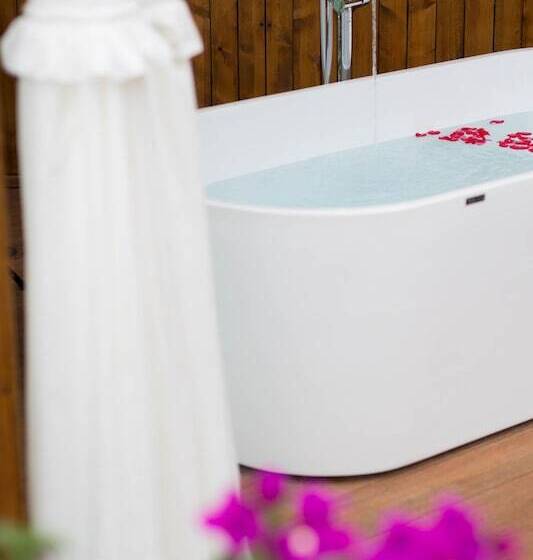 Otel The Hidden House Chengdu Taiguli Branch