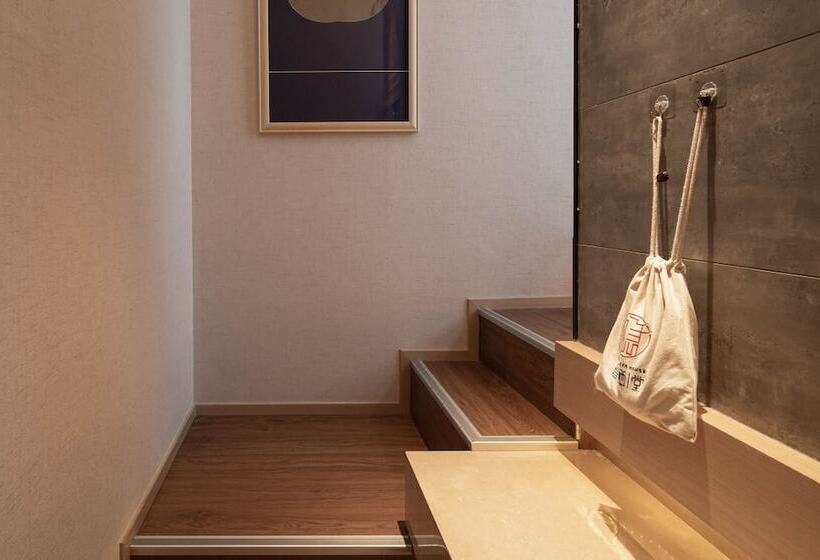 Otel The Hidden House Chengdu Taiguli Branch