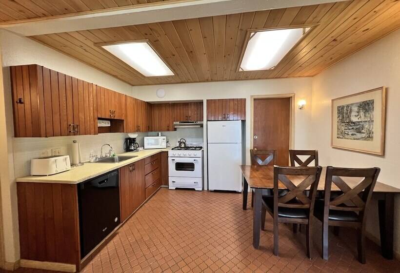호텔 Thomsonite Beach Inn