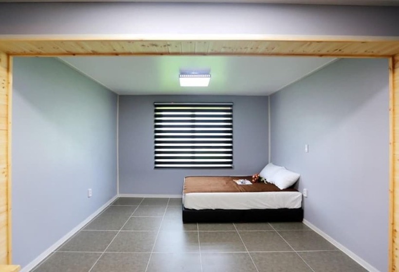 Muju Deogyusansup Pension