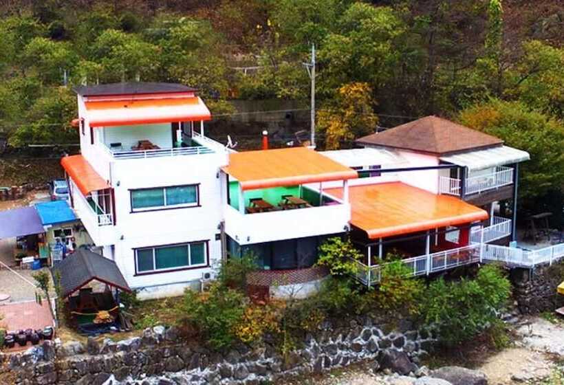 Gapyeong Valley In The Forest Pension