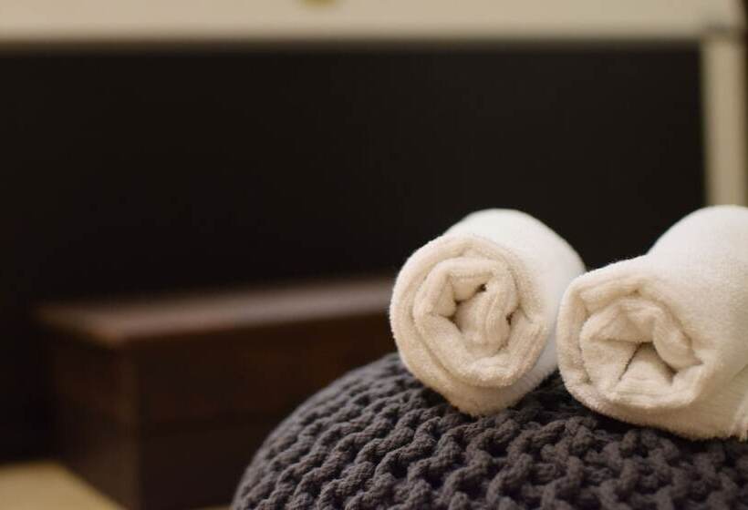 پانسیون Nv Luxury Suites & Spa