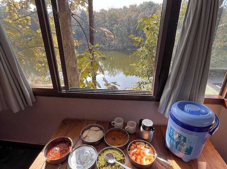 Курорт Rukhad Jungle Camp   Pench