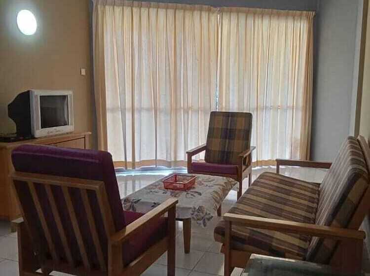 Seri Bulan Condominium