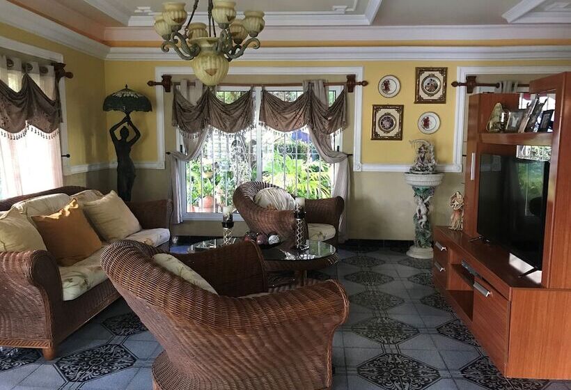 Casa Pedrito Hostal