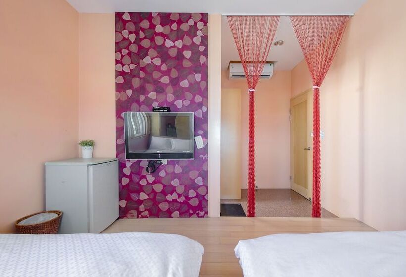 Sea Month Bed And Breakfast